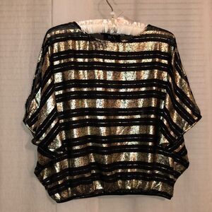 BCX S Batwing Cold Shoulder Crew Neck Metallic Black Gold Horizontal Stripe